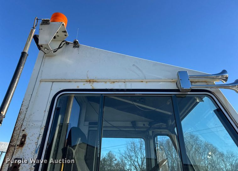 image for item EN0788 2014 Kalmar Ottawa yard truck