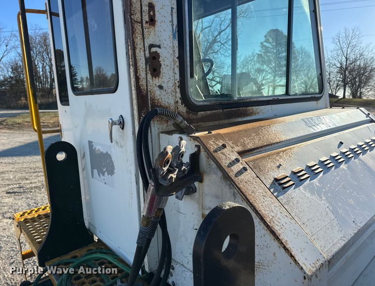 image for item EN0788 2014 Kalmar Ottawa yard truck