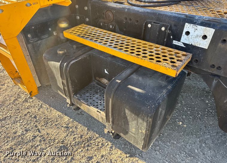 image for item EN0788 2014 Kalmar Ottawa yard truck