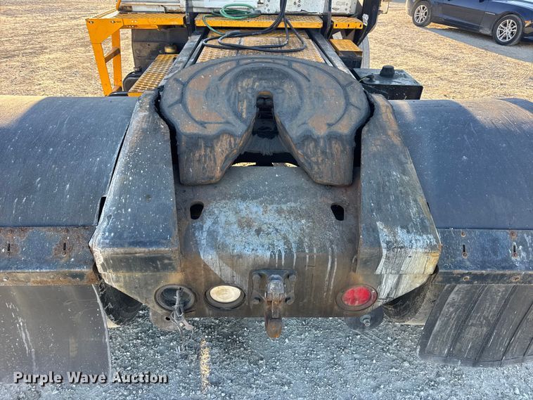 image for item EN0788 2014 Kalmar Ottawa yard truck