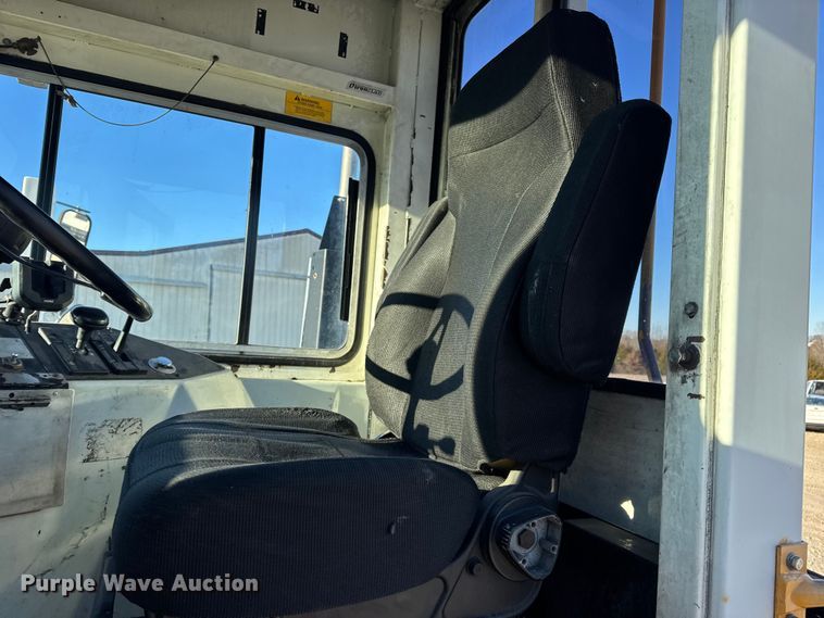 image for item EN0788 2014 Kalmar Ottawa yard truck