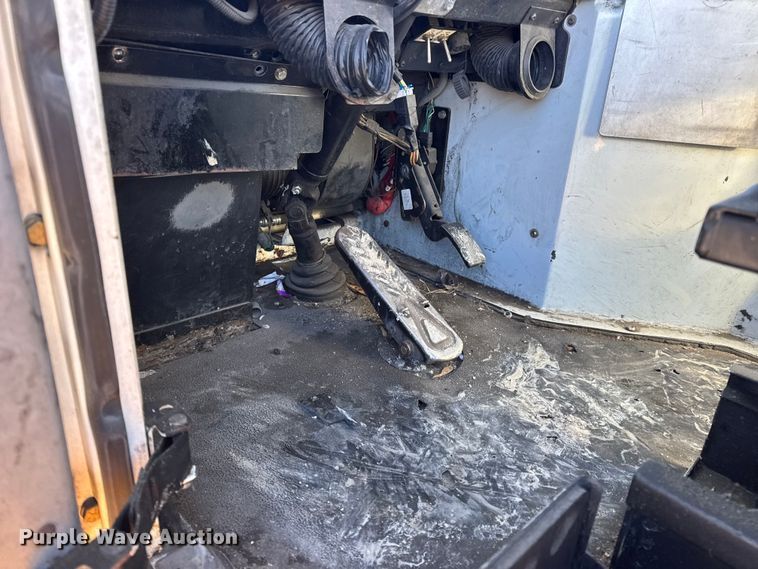 image for item EN0788 2014 Kalmar Ottawa yard truck