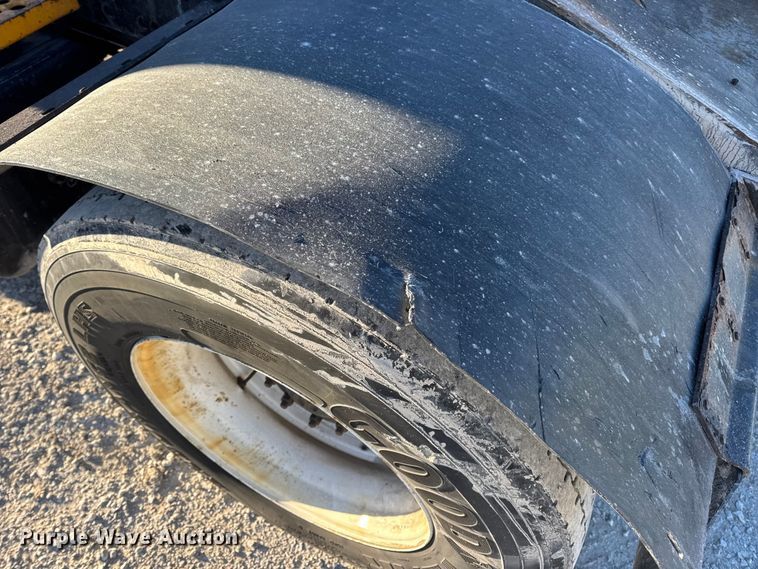 image for item EN0788 2014 Kalmar Ottawa yard truck