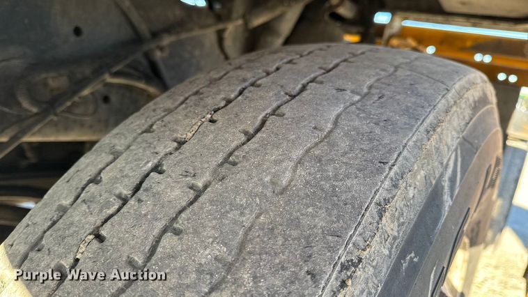 image for item EN0788 2014 Kalmar Ottawa yard truck