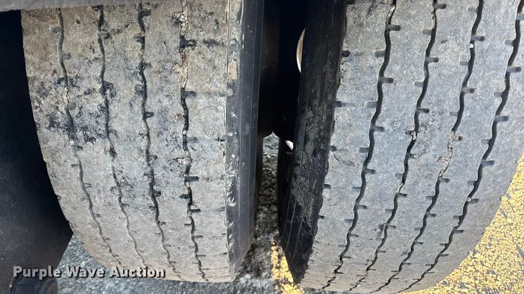 image for item EN0788 2014 Kalmar Ottawa yard truck