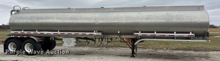 image for item EN0801 2011 Pullman Trailmobile F15S-42CI tank trailer