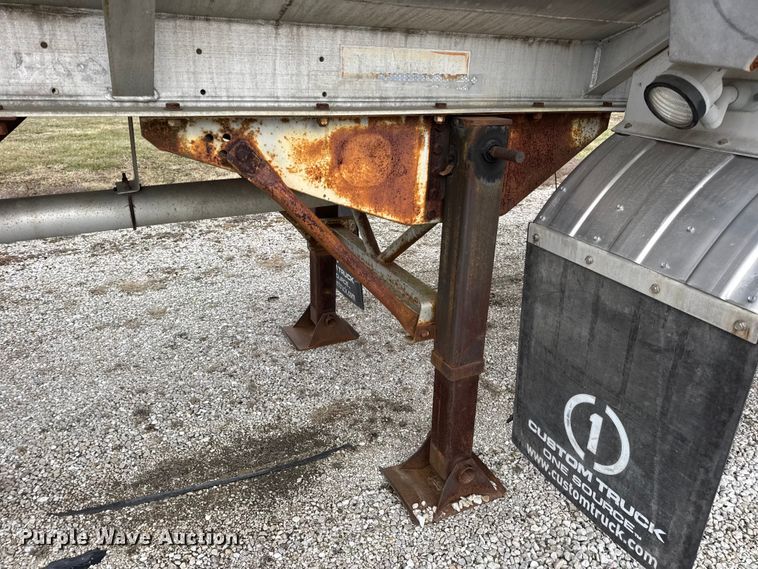 image for item EN0801 2011 Pullman Trailmobile F15S-42CI tank trailer