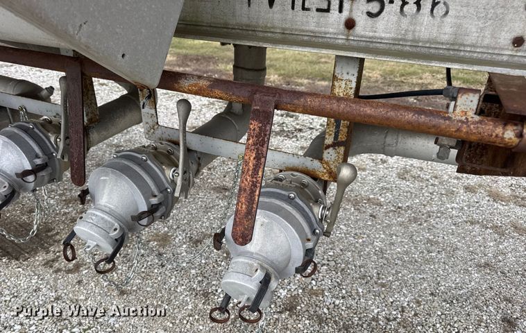 image for item EN0801 2011 Pullman Trailmobile F15S-42CI tank trailer