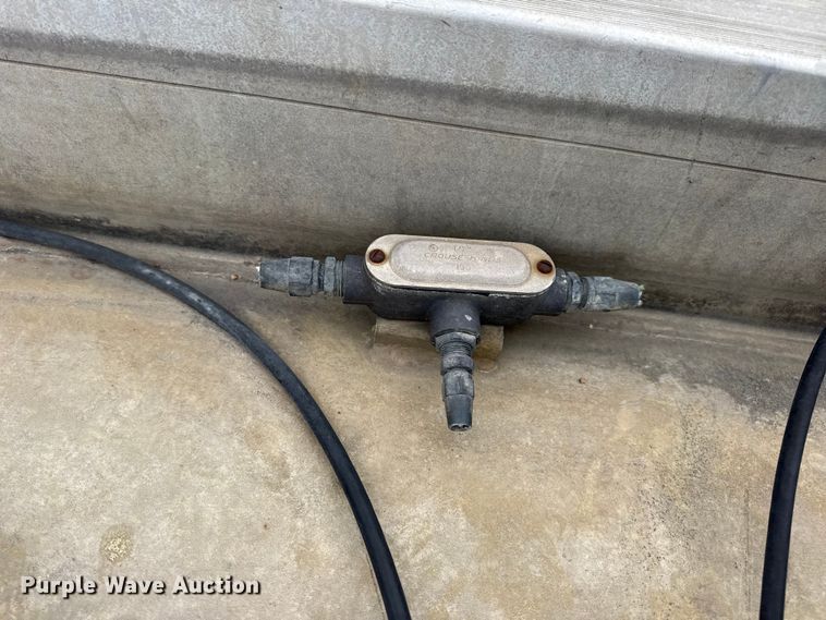 image for item EN0801 2011 Pullman Trailmobile F15S-42CI tank trailer