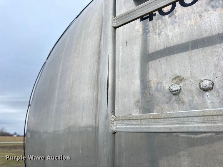 image for item EN0801 2011 Pullman Trailmobile F15S-42CI tank trailer