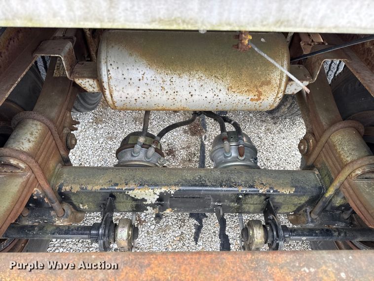 image for item EN0801 2011 Pullman Trailmobile F15S-42CI tank trailer