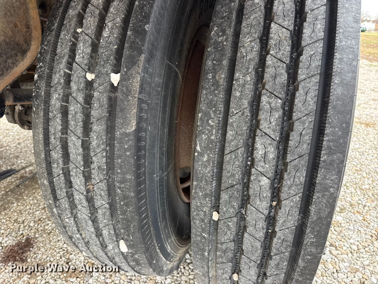 image for item EN0801 2011 Pullman Trailmobile F15S-42CI tank trailer