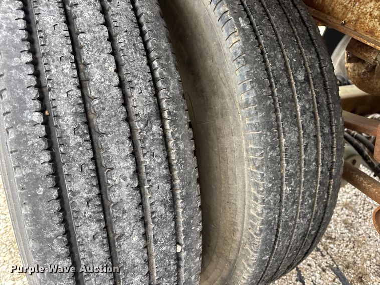 image for item EN0801 2011 Pullman Trailmobile F15S-42CI tank trailer