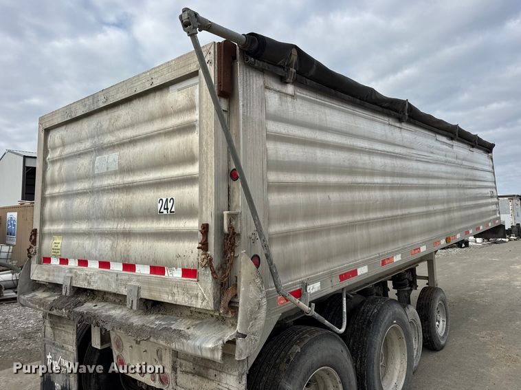 image for item EN0802 2008 Travis Body & Trailer, Inc. end dump trailer
