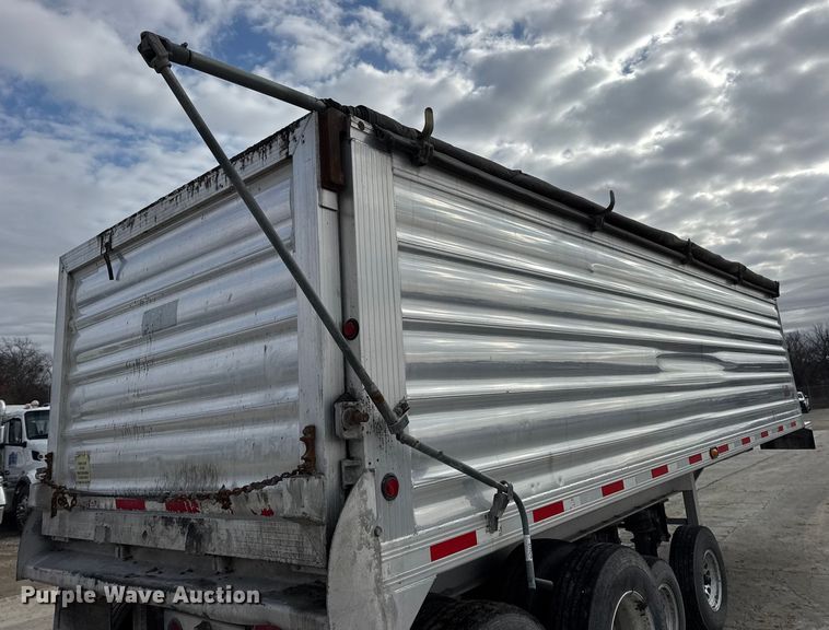 image for item EN0803 2008 Travis Body & Trailer, Inc. end dump trailer