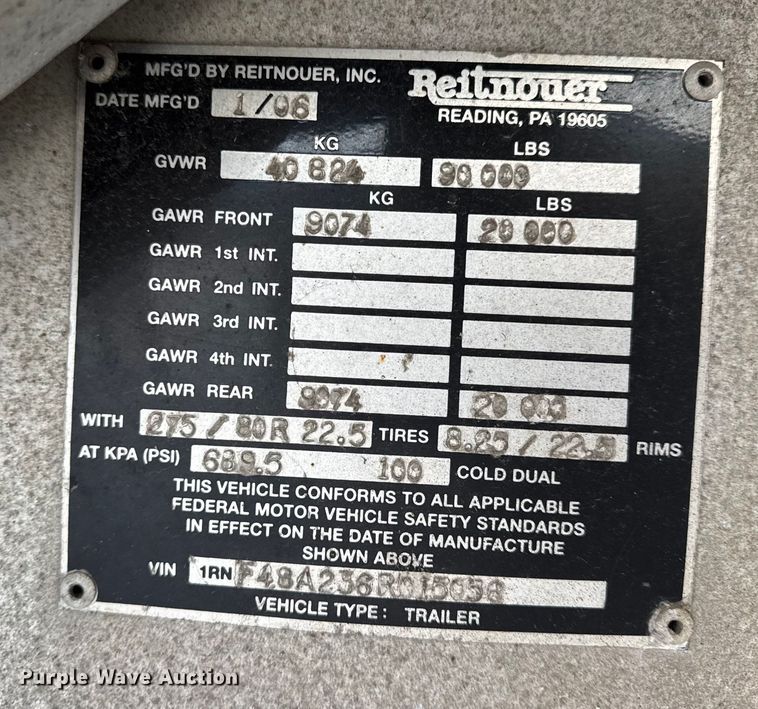 image for item EN0815 2006 Reitnouer MaxMiser flatbed trailer