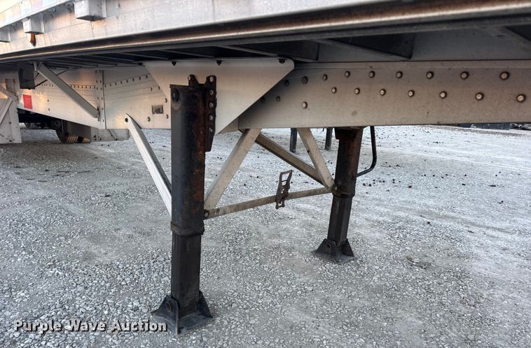 image for item EN0816 2006 Reitnouer MaxMiser flatbed trailer