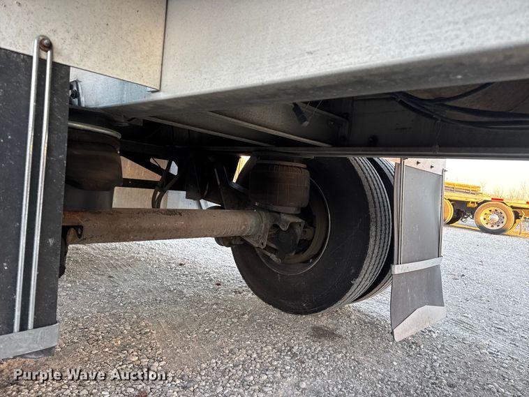 image for item EN0816 2006 Reitnouer MaxMiser flatbed trailer