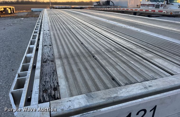 image for item EN0816 2006 Reitnouer MaxMiser flatbed trailer