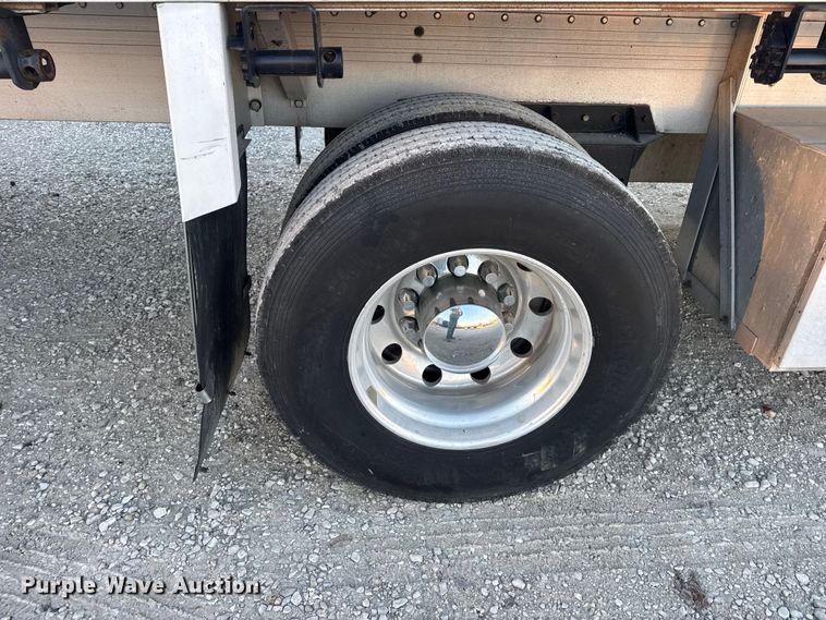 image for item EN0816 2006 Reitnouer MaxMiser flatbed trailer