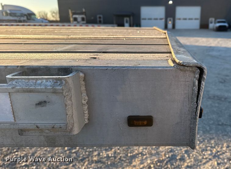 image for item EN0817 2019 Transcraft 554C drop deck trailer