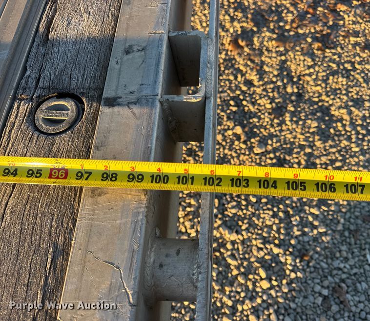 image for item EN0817 2019 Transcraft 554C drop deck trailer