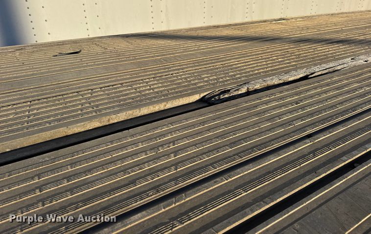 image for item EN0818 2006 Reitnouer MaxMiser flatbed trailer