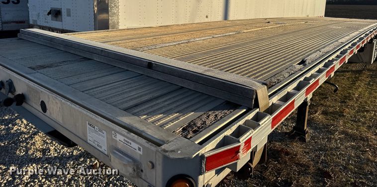 image for item EN0818 2006 Reitnouer MaxMiser flatbed trailer