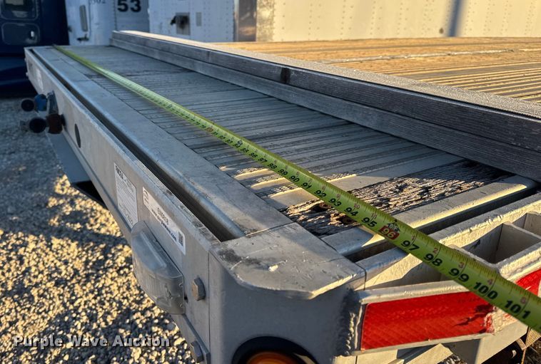 image for item EN0818 2006 Reitnouer MaxMiser flatbed trailer
