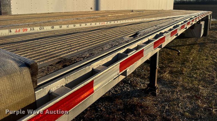 image for item EN0818 2006 Reitnouer MaxMiser flatbed trailer