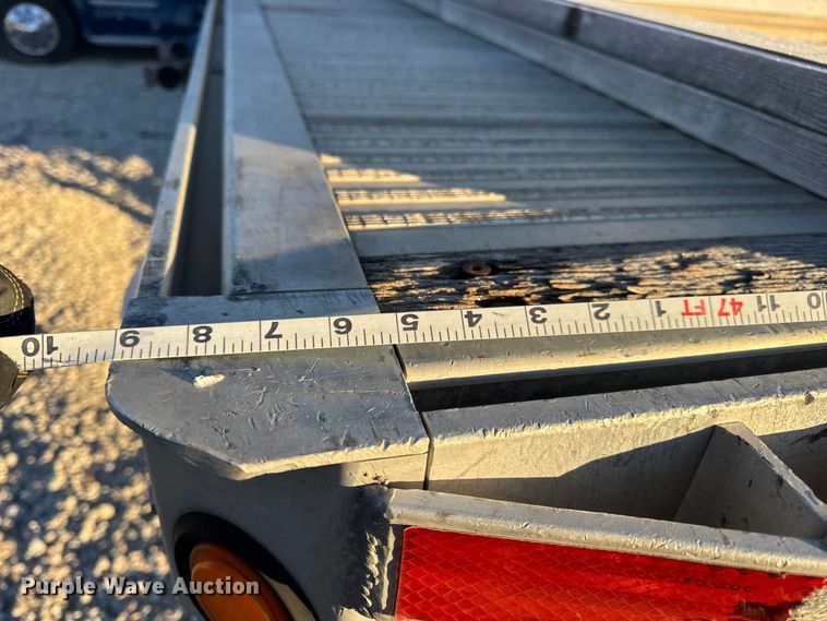 image for item EN0818 2006 Reitnouer MaxMiser flatbed trailer