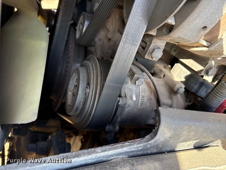 image for item EP2730 2016 Peterbilt 579 semi truck