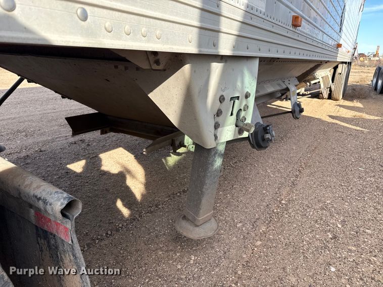 image for item EP2731 2006 Timpte grain trailer