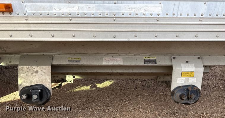 image for item EP2731 2006 Timpte grain trailer