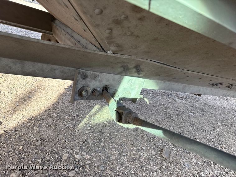 image for item EP2731 2006 Timpte grain trailer