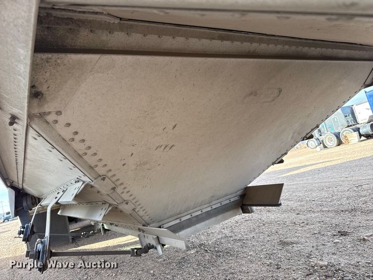 image for item EP2731 2006 Timpte grain trailer