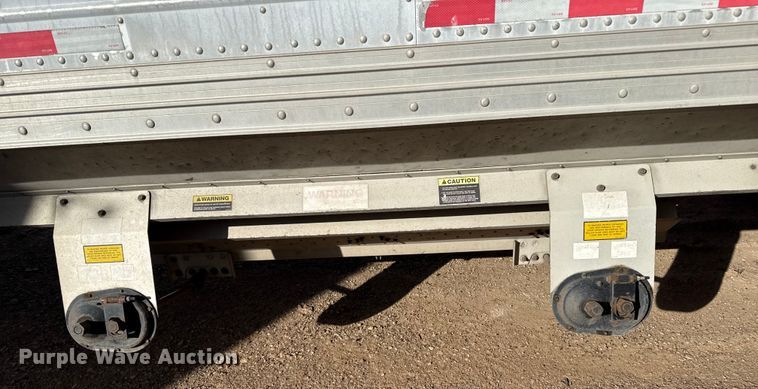 image for item EP2731 2006 Timpte grain trailer