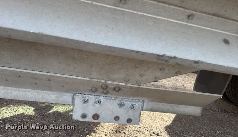 image for item EP2731 2006 Timpte grain trailer