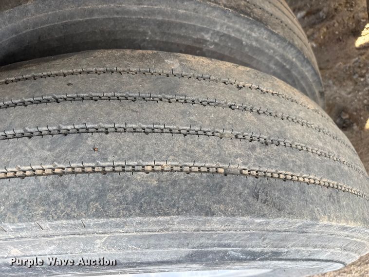 image for item EP2731 2006 Timpte grain trailer