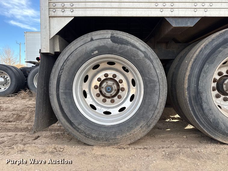 image for item EP2731 2006 Timpte grain trailer