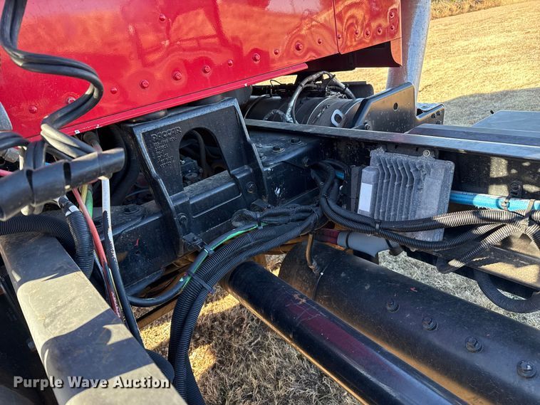 image for item EP2732 2011 Kenworth T800 semi truck