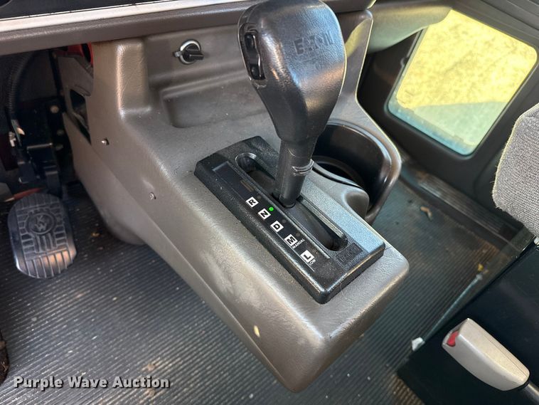 image for item EP2732 2011 Kenworth T800 semi truck