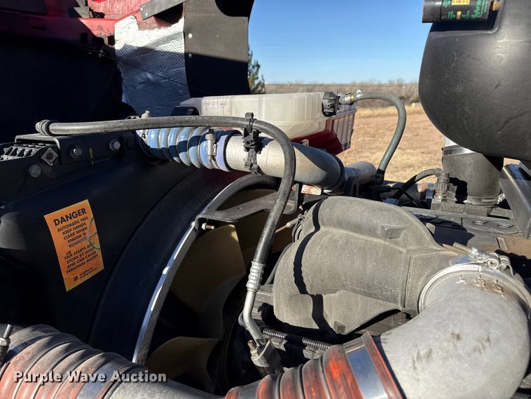 image for item EP2732 2011 Kenworth T800 semi truck