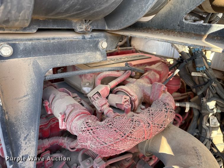 image for item EP2733 2012 Kenworth T40 truck cab and chassis