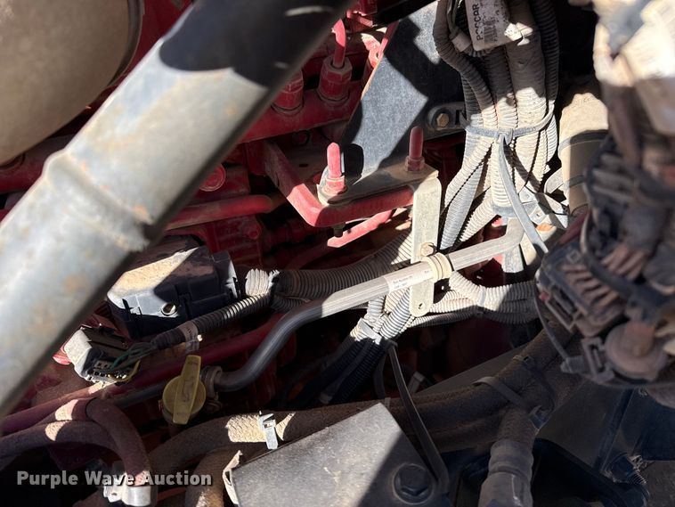 image for item EP2733 2012 Kenworth T40 truck cab and chassis