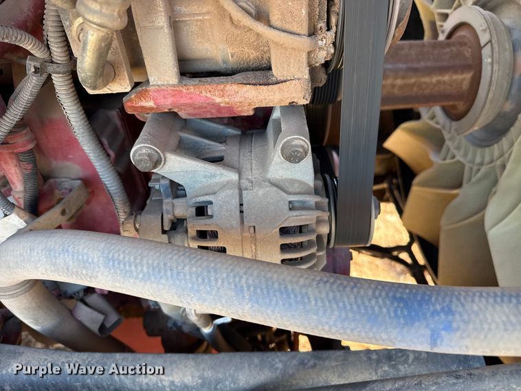 image for item EP2733 2012 Kenworth T40 truck cab and chassis