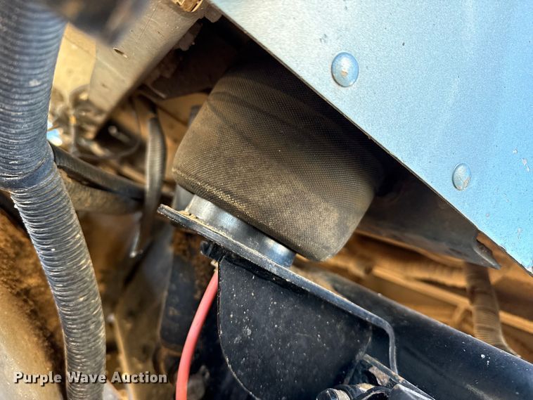 image for item EP2755 2013 Kenworth T660 semi truck