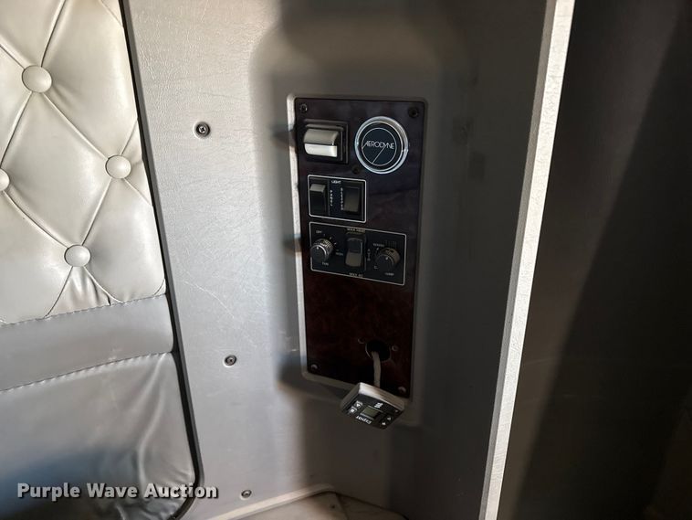 image for item EP2755 2013 Kenworth T660 semi truck