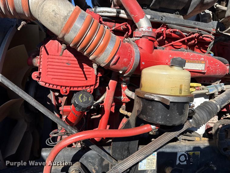 image for item EP2755 2013 Kenworth T660 semi truck