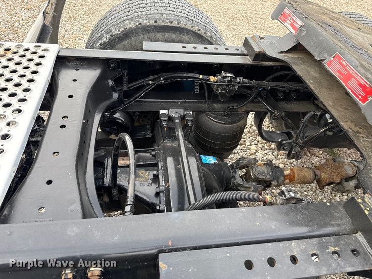 image for item ES5508 2020 Kenworth T680 semi truck